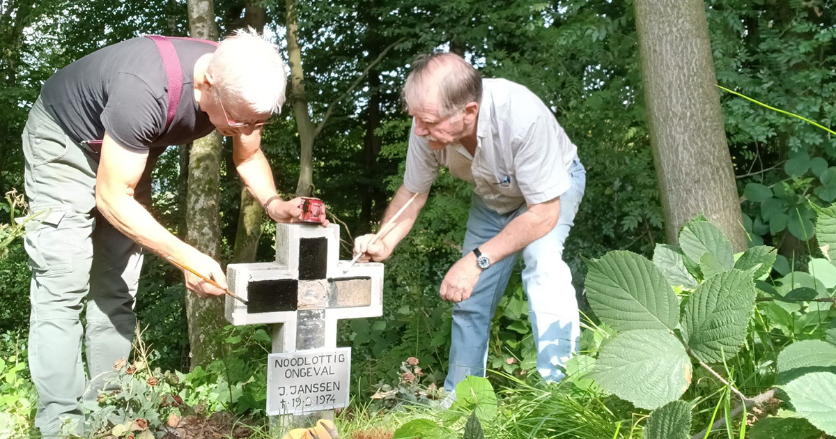 Wegkruis Elzetter bos