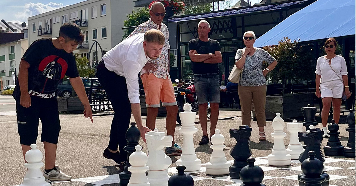 Urban Chess